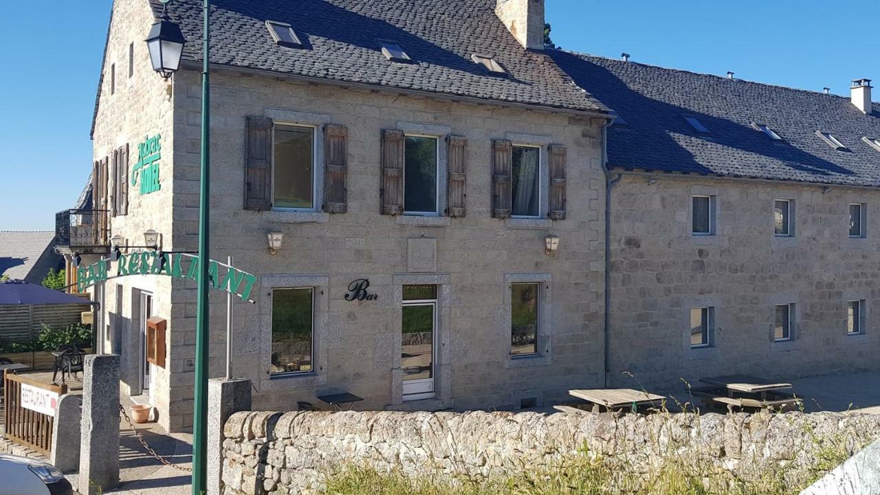 Hotel La Ferme De L'Aubrac Aumont-Aubrac Exterior foto